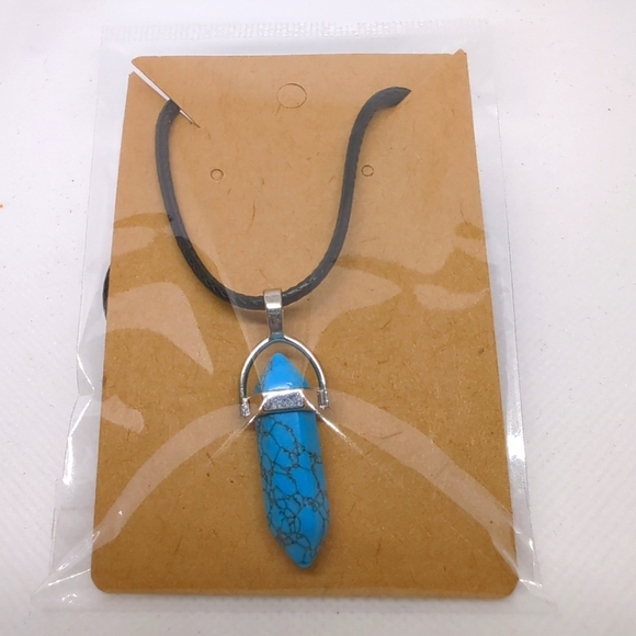 Turquoise Healing Crystal Point Necklace Silver tone Leather Necklace 22" Cord - Picture 7 of 8